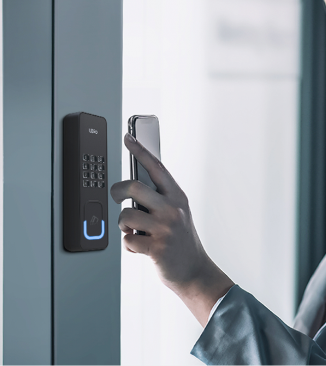 Terminal de Acesso UBio-X Tag (Cartão e Senha)